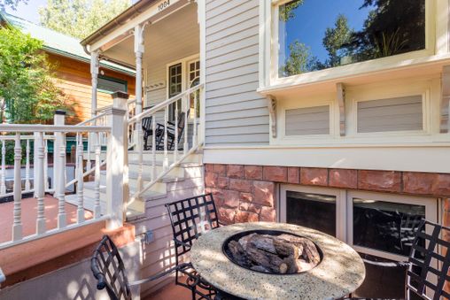 Outdoor Fire Pit