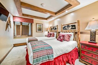 Lodge at Lionshead 404