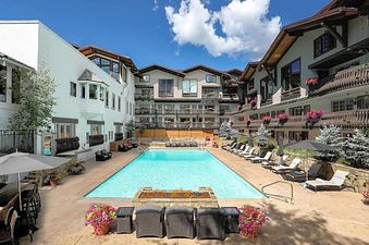 The Lodge at Vail Double Room