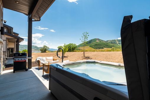 Private Hot Tub