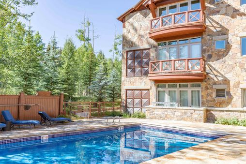 Outdoor Community Pool