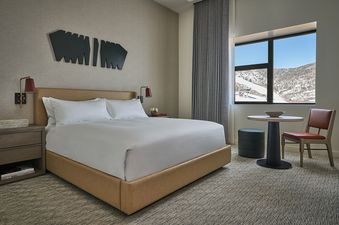 Three Bedroom Resort 2 Kings and Bunks Accessible Residence