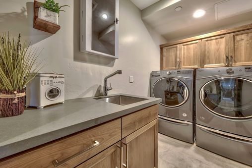 In-residence Washer and Dryer