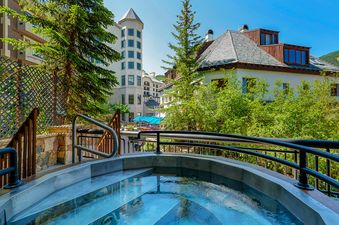 Outdoor Hot Tub
