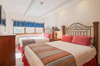 Lodge at Lionshead 150