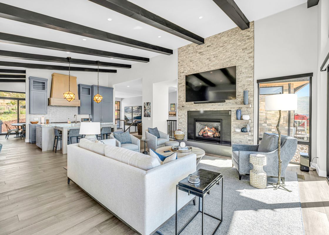 02 Mountain Modern Mayflower