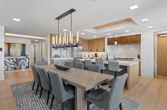 Empire Residences 401