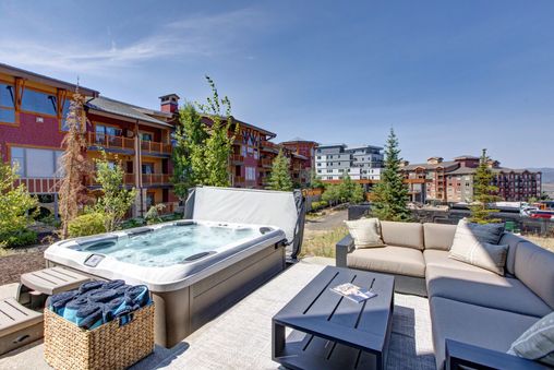 Private Hot Tub