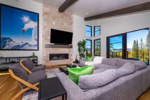 Multiple Fireplaces