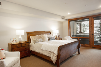 Master King Bedroom