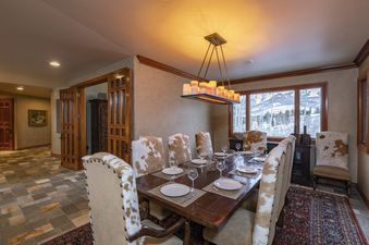 05 Dining