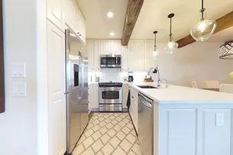 03 Kitchen