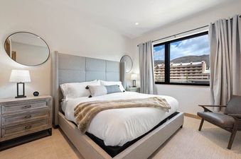 Riverfront-Lodge-403-2349 1