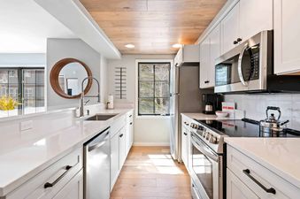 10 Borders Lodge Lower 402