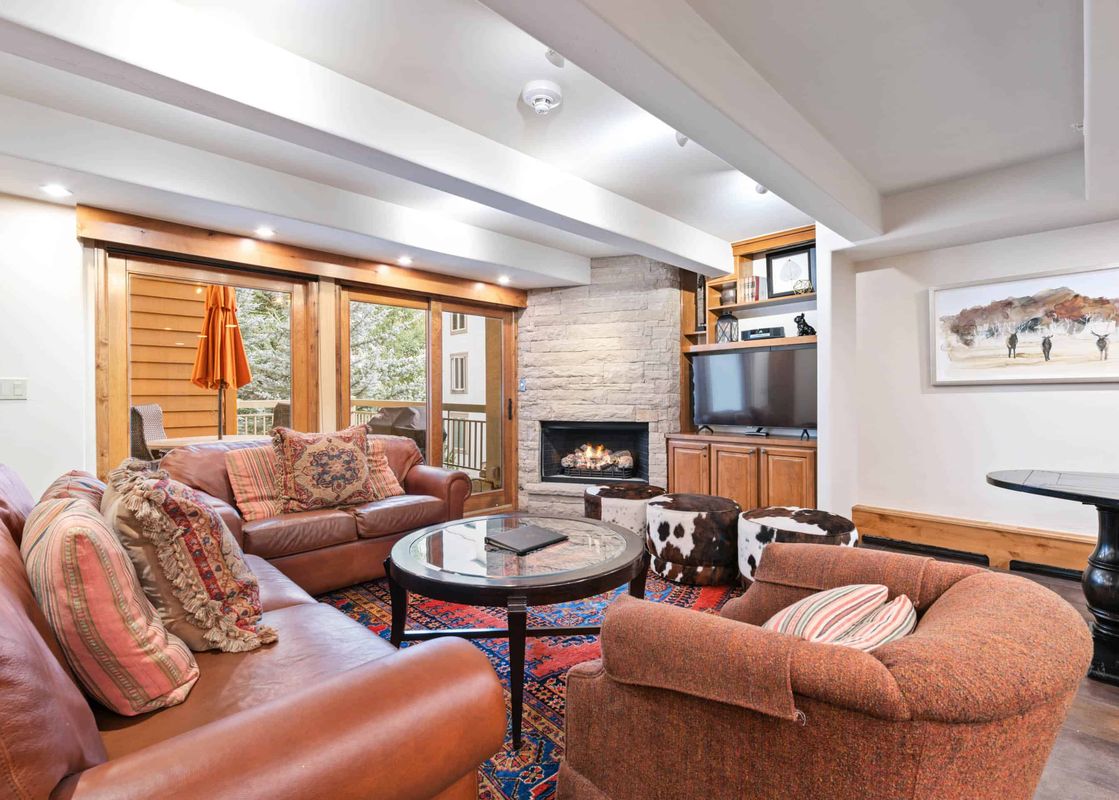 01 Lodge at Lionshead 203