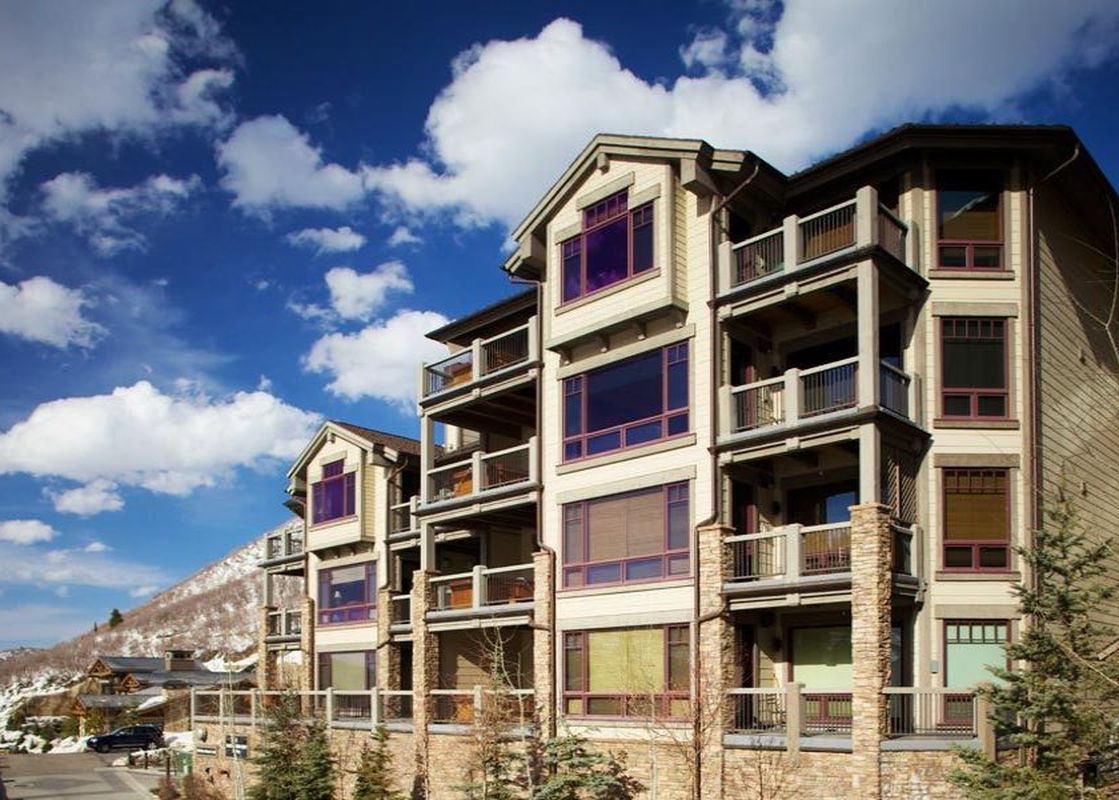 Black Diamond Lodge