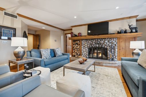 Multiple Fireplaces