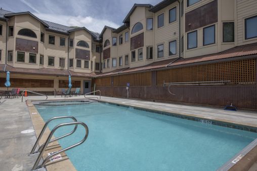 Complex Pool