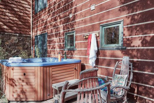 Private Hot Tub