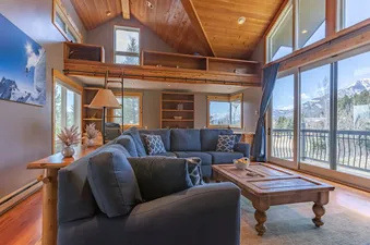 02 Living Area