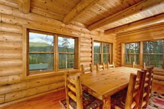 04 Hideaway Cabin