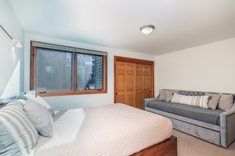 Telluride Lodge 329