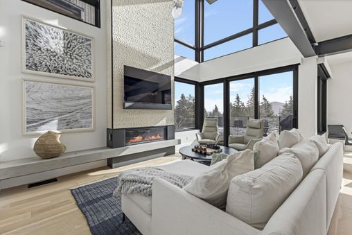 Multiple Fireplaces