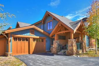 Mountain Thunder Lodge