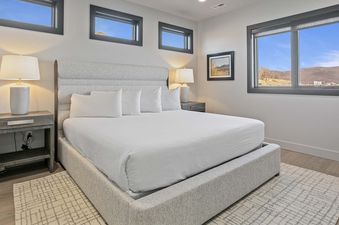 Skyridge 1491 bedroom 5 at Deer Valley Lodging