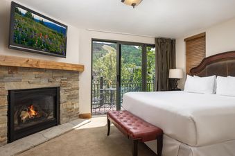 Landmark 220