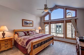 One Breckenridge Place 11