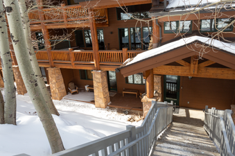 Sterling Lodge