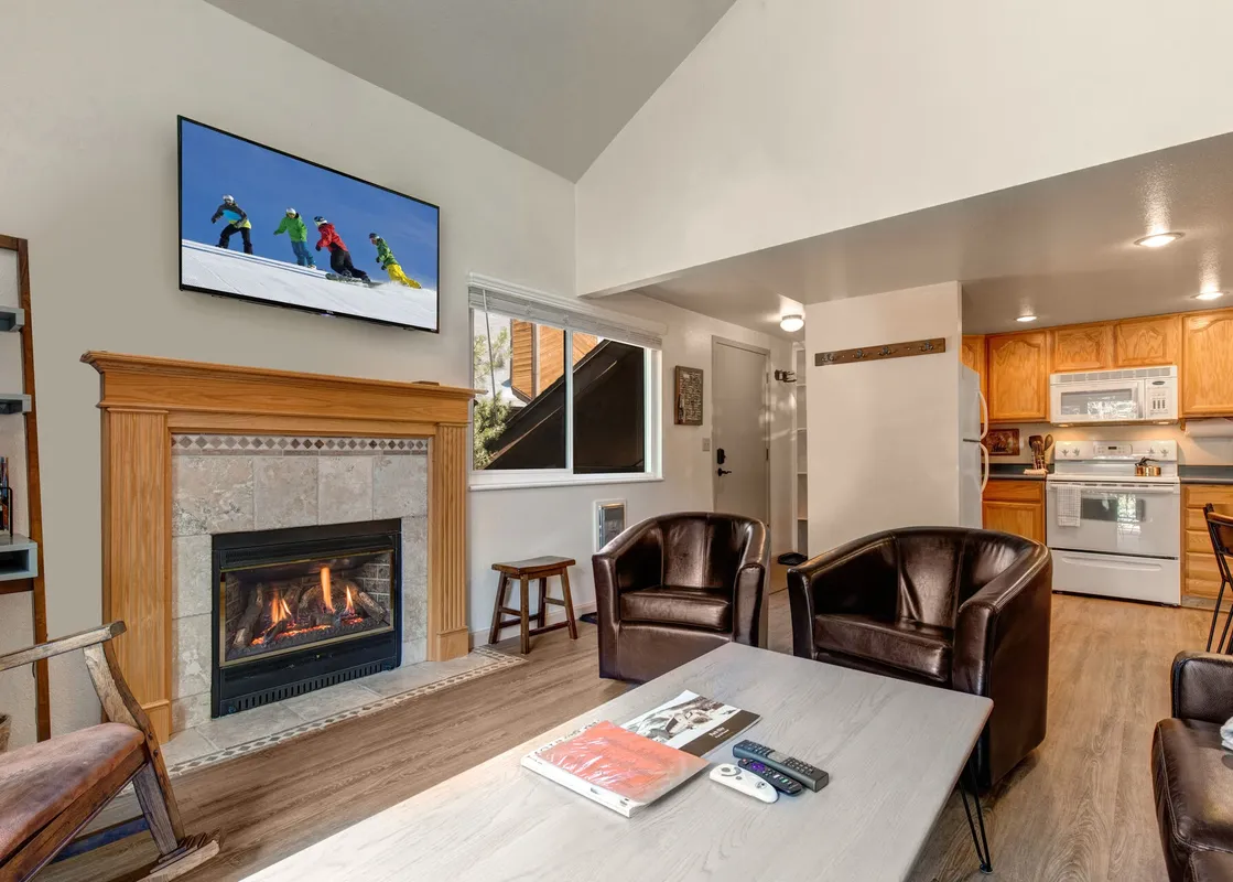02 Living Room
