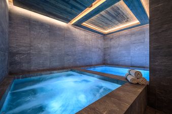 Jacuzzi