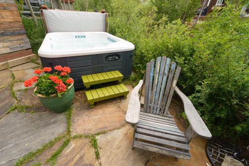 Outdoor Private Hot Tub