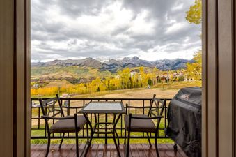 Aspen Ridge 24
