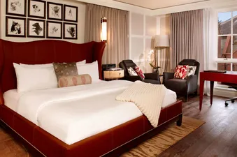 01 Bedroom