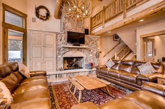 Mountain Bear Lodge