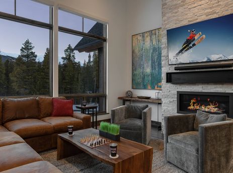 02 Living Room