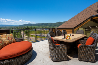 Panorama Peak Penthouse One Steamboat Place 601
