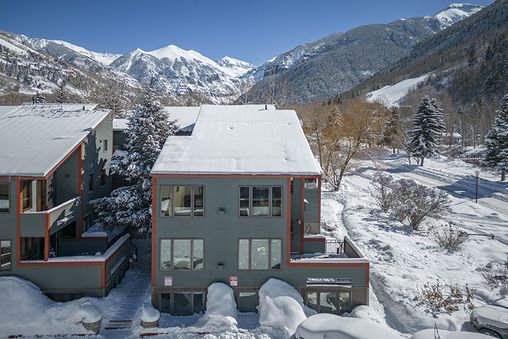 Ski-in Ski-out