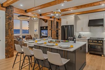 Watchtower Chalet