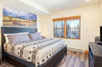 Bear Creek Lodge 309AB