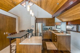 05 Cabins Lane 108