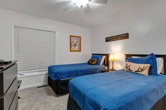 16 Bedroom