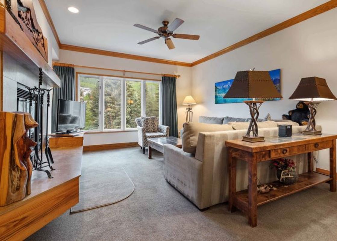 02 Living Room