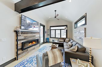01 Living Area