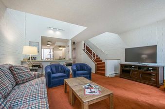 01 Living Room