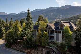 10 Blueberry Hill Retreat