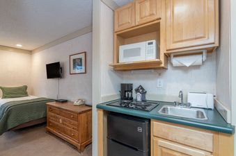 Mountainside Inn 320